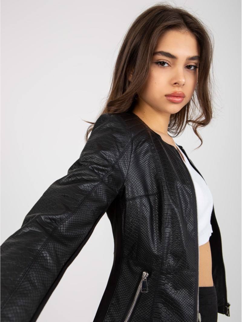 Striukė-švarkas-NM-KR-DA-0526.55-juodas