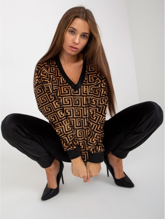 Laisvalaikio kostiumas-RP-KMPL-8190-1.03-rusvas 2
