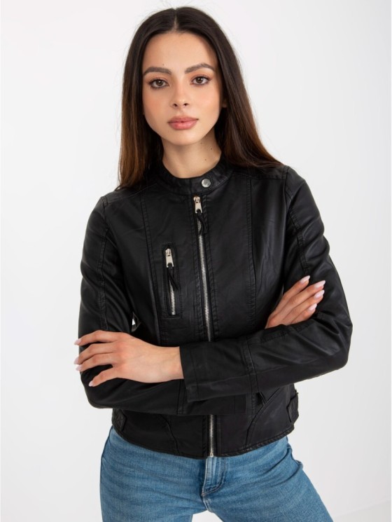 Striukė-švarkas-HM-KR-203.69-juodas