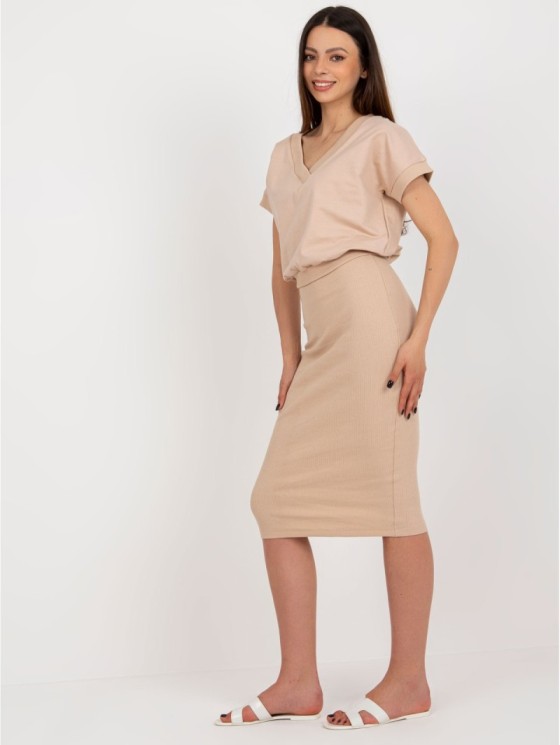 Vienspalvis kostiumėlis iš dviejų dalių 2