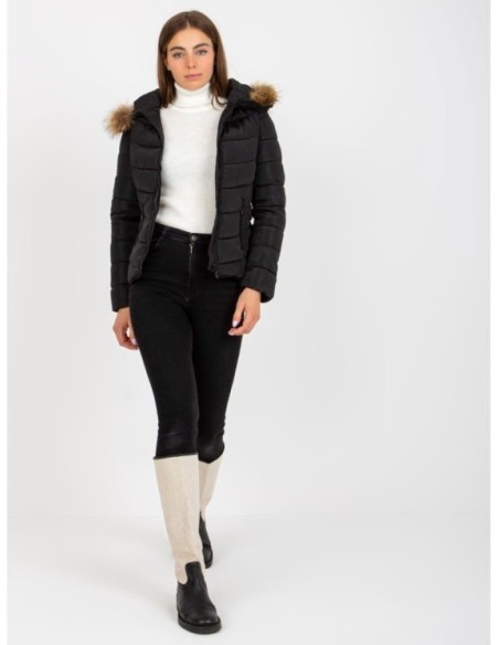 Striukė-NM-KR-P22-6627.13P-juoda