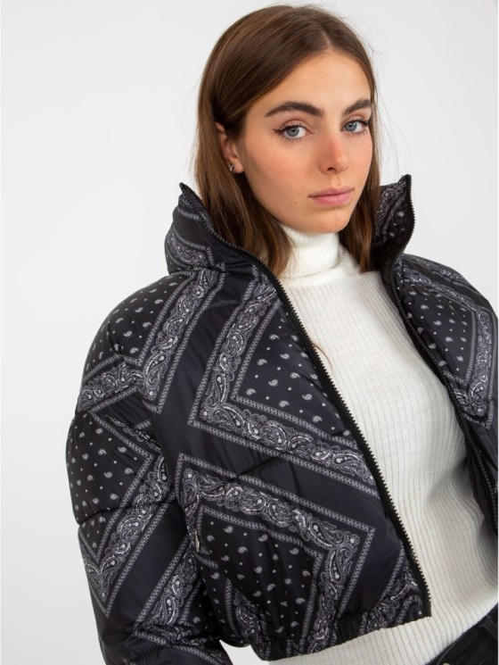 Striukė-NM-KR-P22-6631.98P-juoda 2