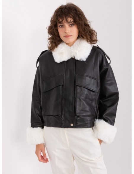 Striukė-NM-KR-DA-0831.99P-juoda-balta