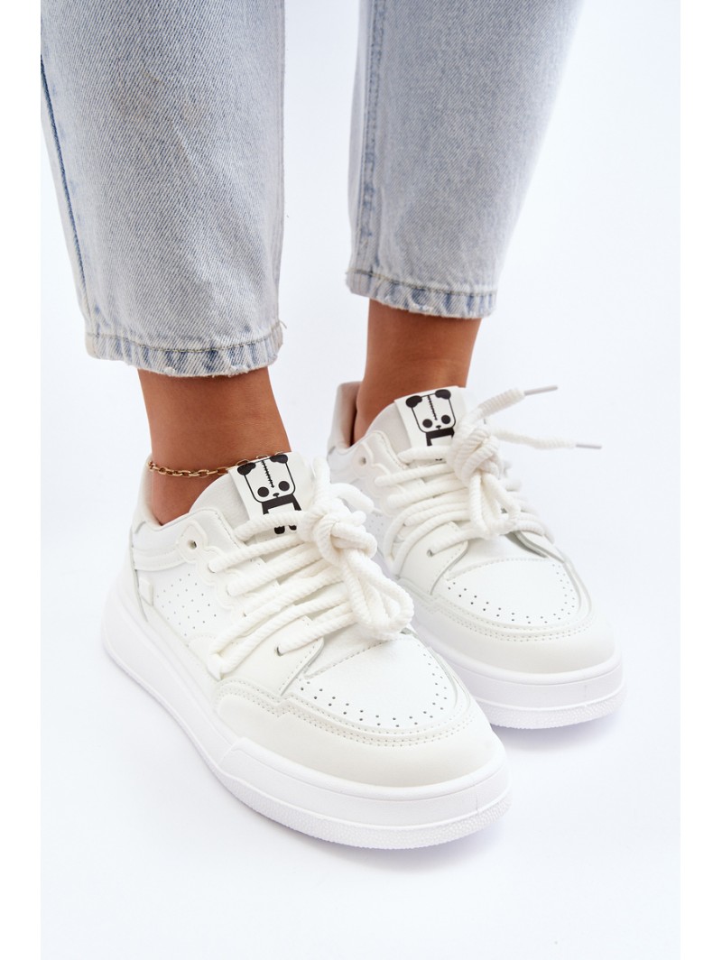 Women's White Faux Leather Sneakers Avanalis