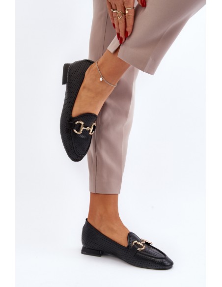 Women's Flat Heel Loafers with Black Decoration Iluvana
