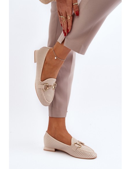 Women's flat-heeled moccasins with beige decoration Iluvana