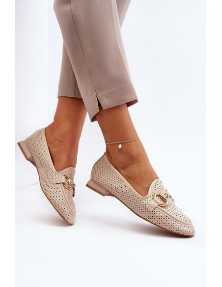 Women's flat-heeled moccasins with beige decoration Iluvana