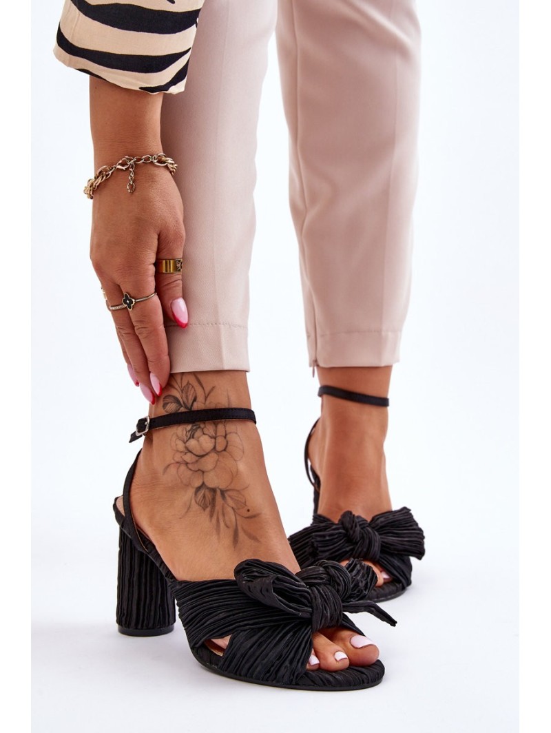 Fashionable Sandals With A Bow On Heels Black Callum