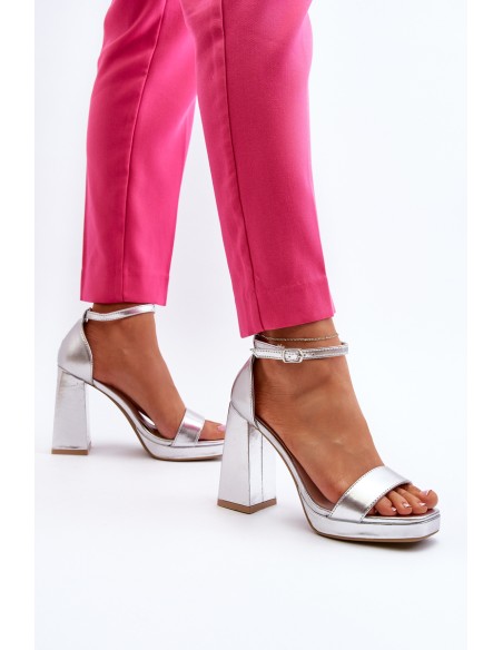 Fashionable Suede Sandals with Square Heel Silver Merila