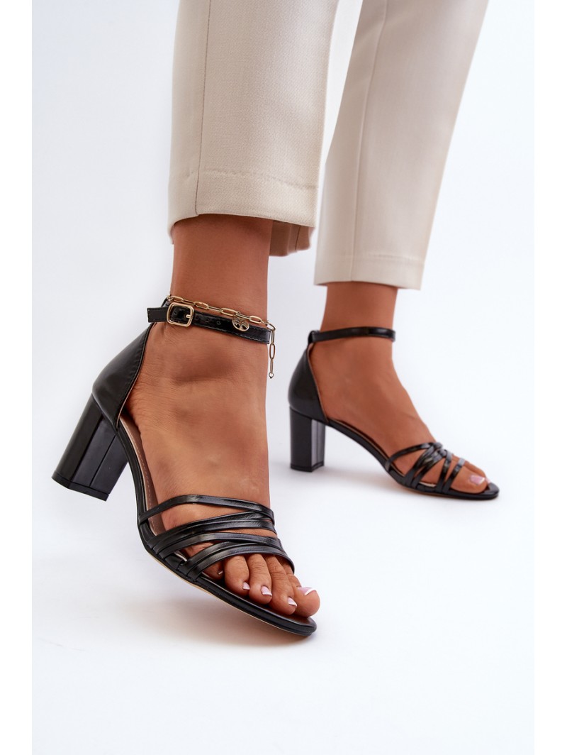 Black Sandals with Straps Enitia