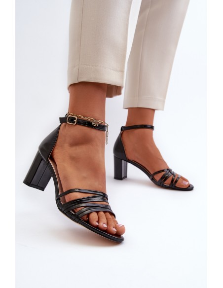Black Sandals with Straps Enitia