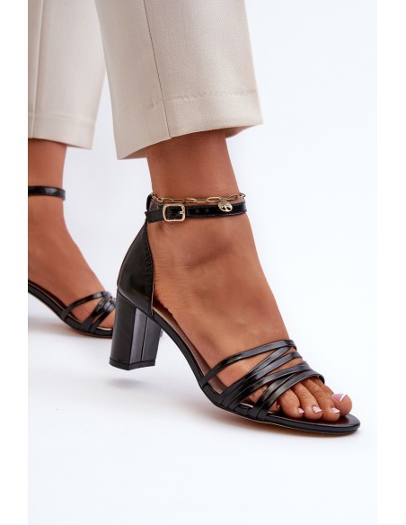 Black Sandals with Straps Enitia