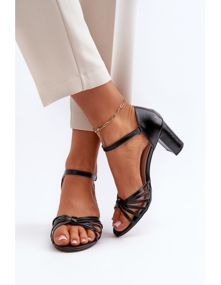 Women's Black Strappy Sandals Pyrrette
