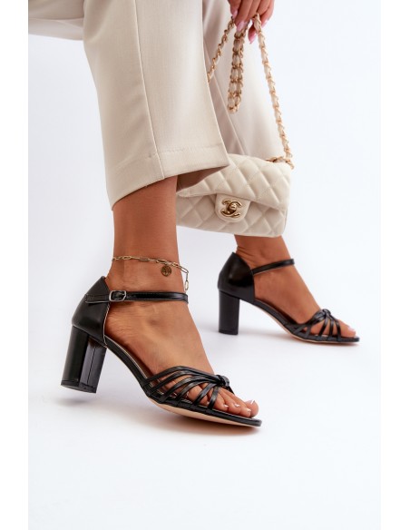Women's Black Strappy Sandals Pyrrette