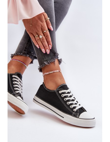 Women's Classic Low Black Sneakers Caelira