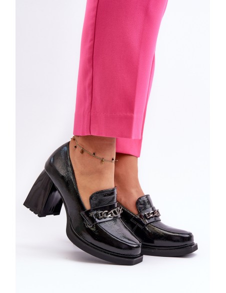Black Patent Leather Pumps on Chunky Heel Terimene