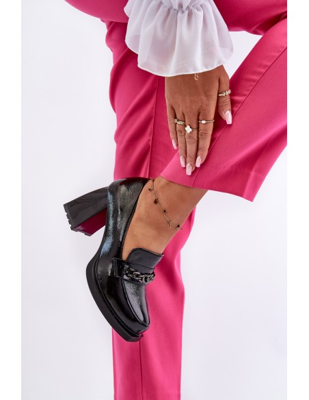 Black Patent Leather Pumps on Chunky Heel Terimene