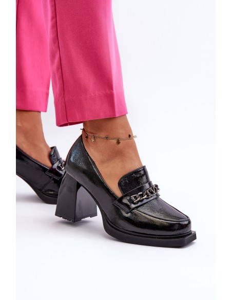Black Patent Leather Pumps on Chunky Heel Terimene