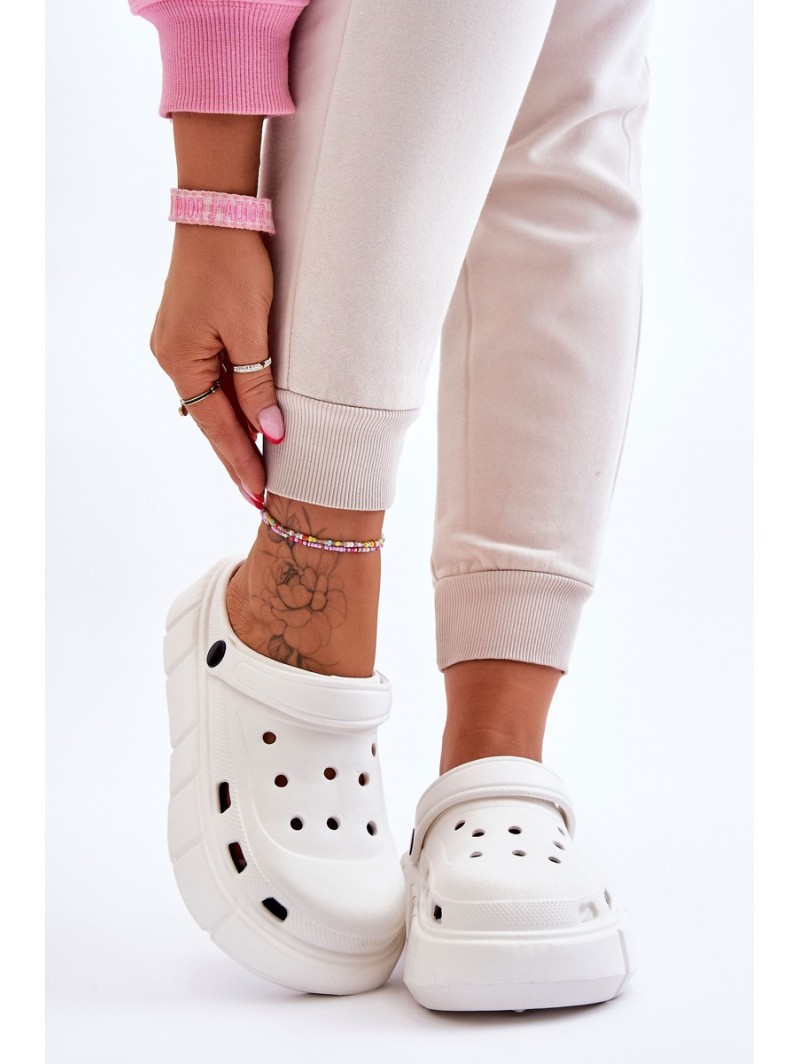 Women's Foam Platform Crocs White Beckett