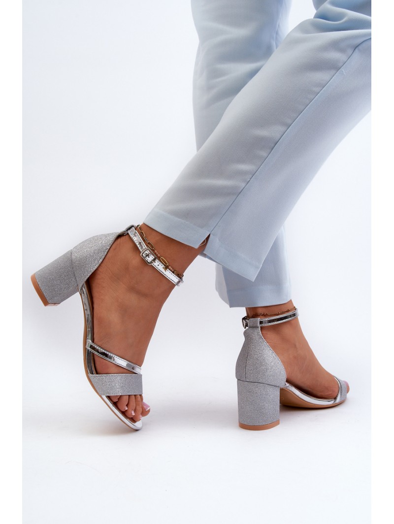 Women's Low Heel Silver Glitter Sandals Ploemis