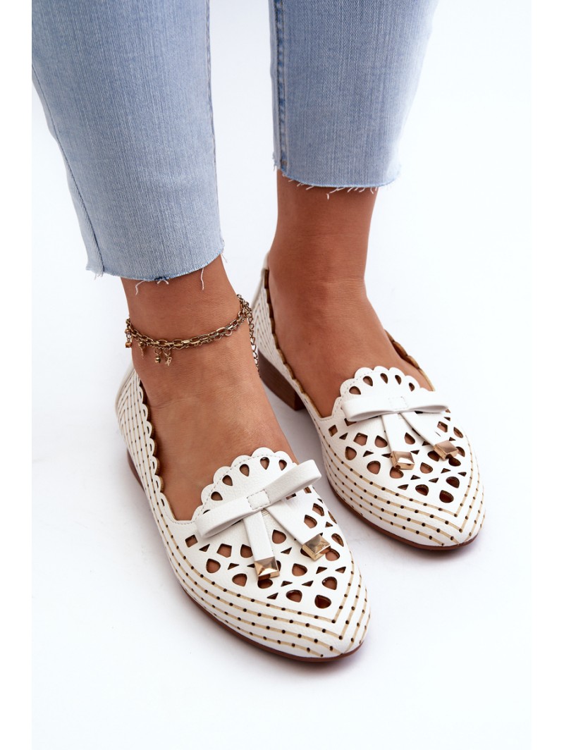 White Women's Cutout Ballerina Flats with Bow Nestavia