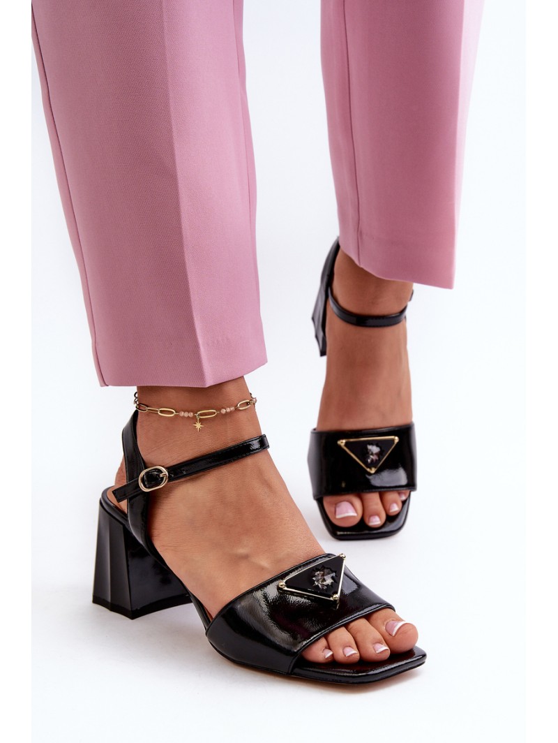 Elegant Black Patent Sandals with Heel D&A MR38-660