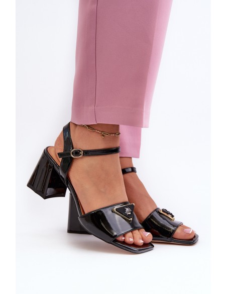 Elegant Black Patent Sandals with Heel D&A MR38-660