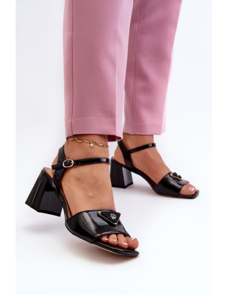 Elegant Black Patent Sandals with Heel D&A MR38-660