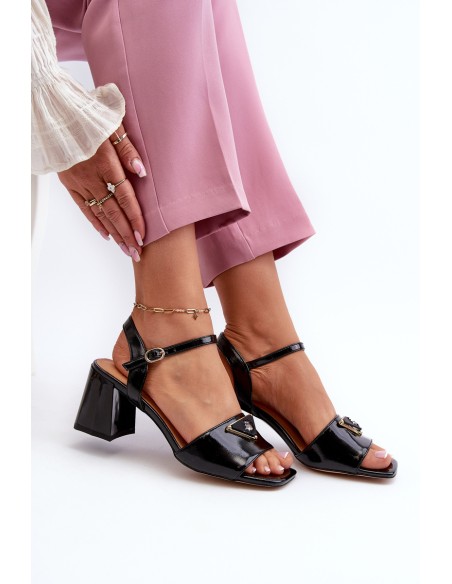 Elegant Black Patent Sandals with Heel D&A MR38-660