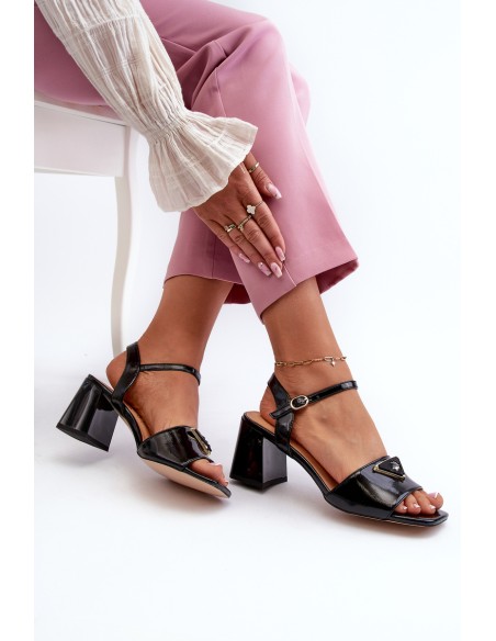 Elegant Black Patent Sandals with Heel D&A MR38-660