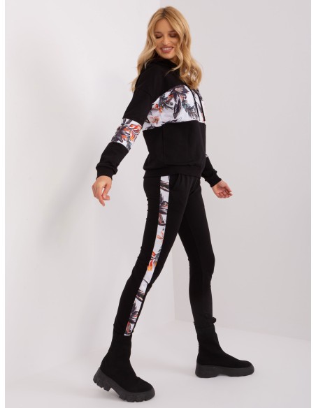 Medvilninis laisvalaikio kostiumas moterims