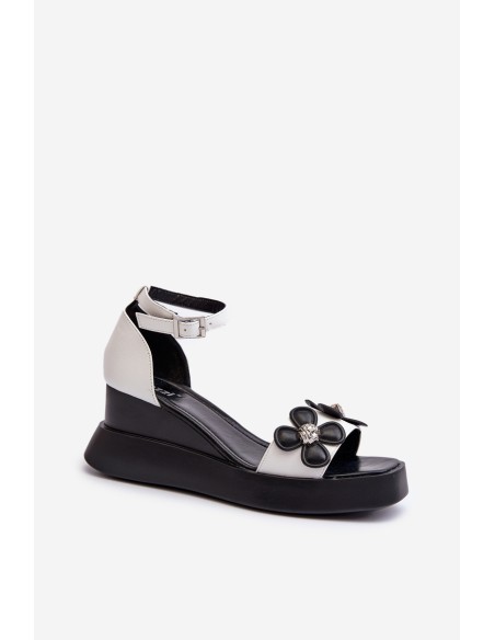 Women's Platform and Wedge Sandals with Flowers White Foviana