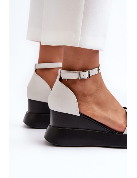 Women's Platform and Wedge Sandals with Flowers White Foviana