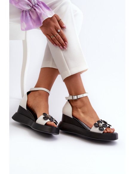 Women's Platform and Wedge Sandals with Flowers White Foviana
