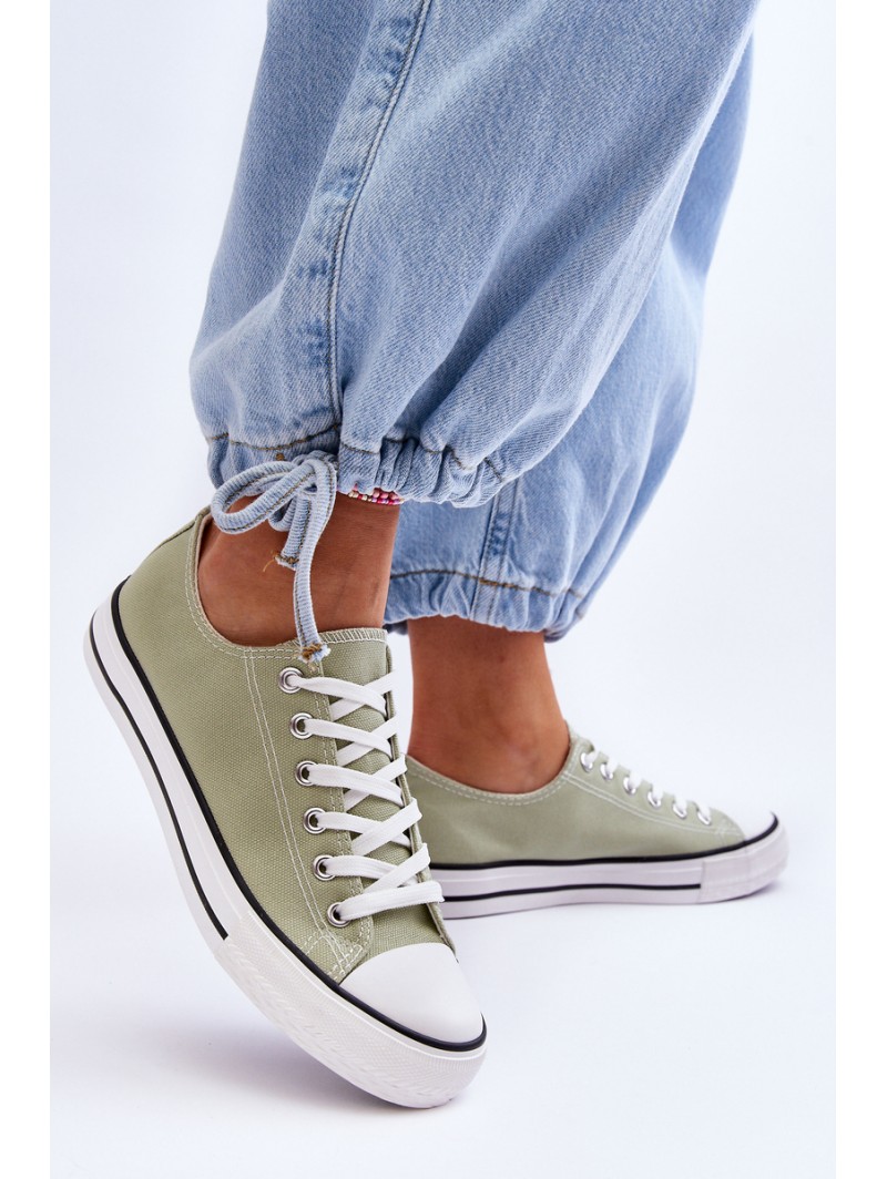 Classic Low Women's Sneakers Light green Vegas