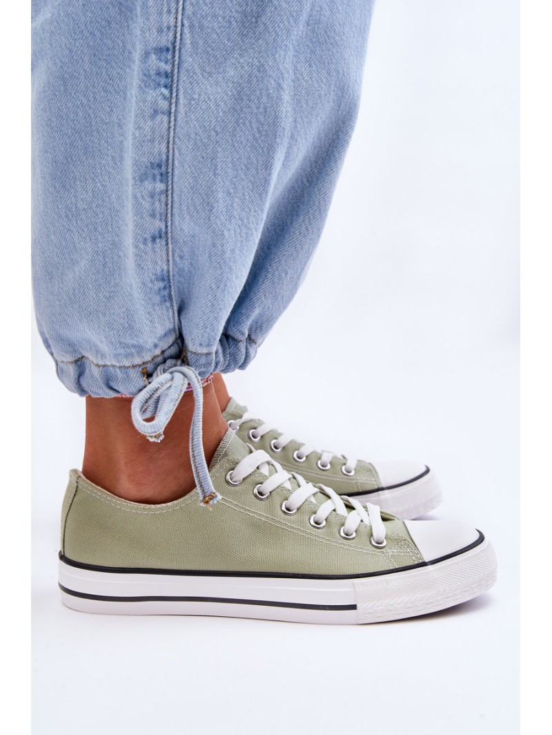 Classic Low Women's Sneakers Light green Vegas