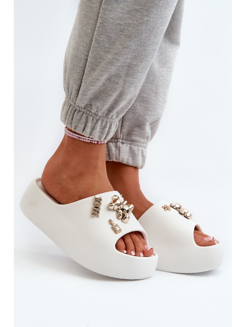Women's Lightweight Foam Sandals With Decorations White Orchia