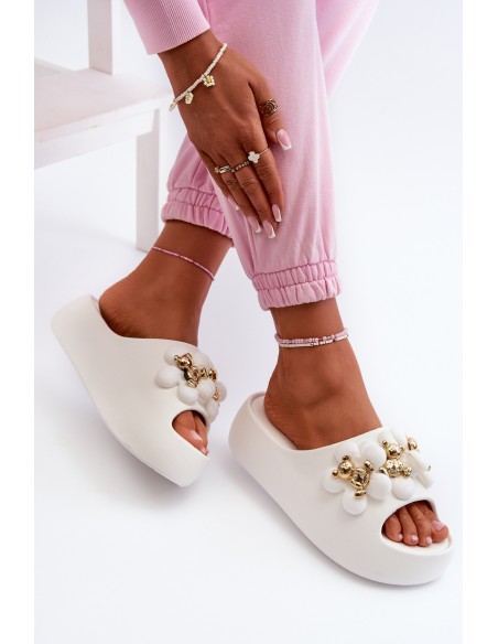 Women's Foam Slides With Decorations On Thick Sole White Bremavia
