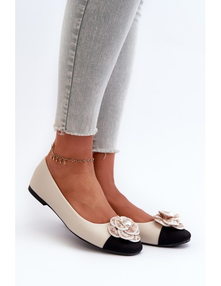 Women's Ballerina Flats in Beige Eco Leather with Decorative Detail Divinella