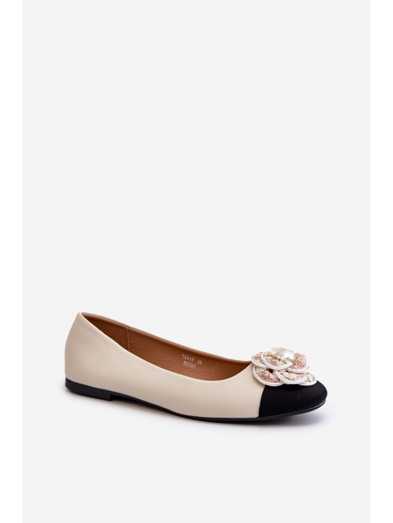 Women's Ballerina Flats in Beige Eco Leather with Decorative Detail Divinella
