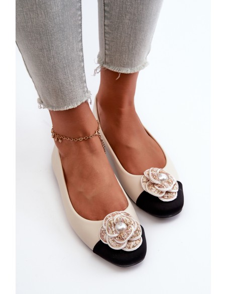 Women's Ballerina Flats in Beige Eco Leather with Decorative Detail Divinella