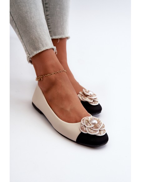 Women's Ballerina Flats in Beige Eco Leather with Decorative Detail Divinella