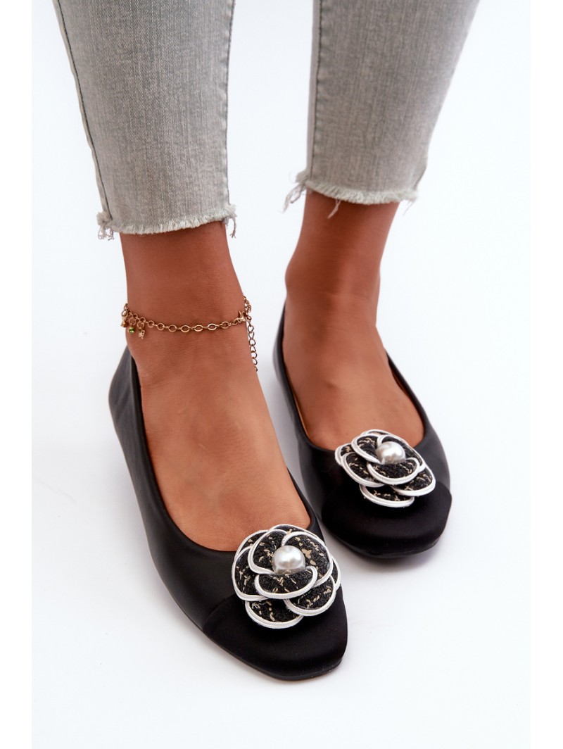 Women's Eco Leather Ballerina Flats with Decorative Detail Black Divinella