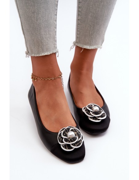 Women's Eco Leather Ballerina Flats with Decorative Detail Black Divinella
