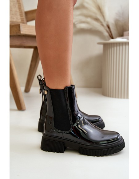 Black Zip-Up Glossy Ankle Boots Groesta