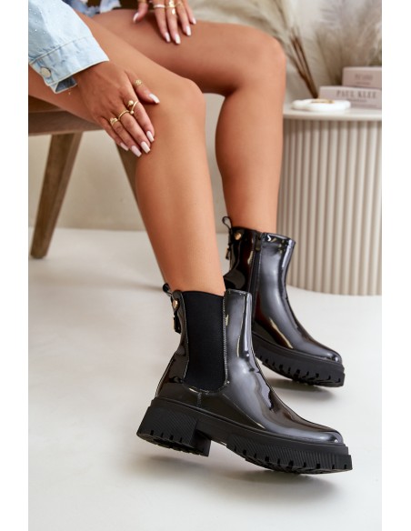 Black Zip-Up Glossy Ankle Boots Groesta