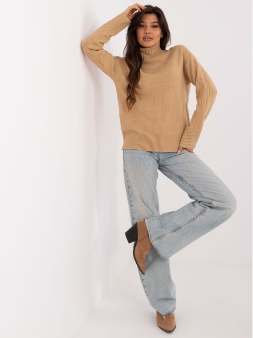 Sweter-AT-SW-2342-1.35-camelowy 2