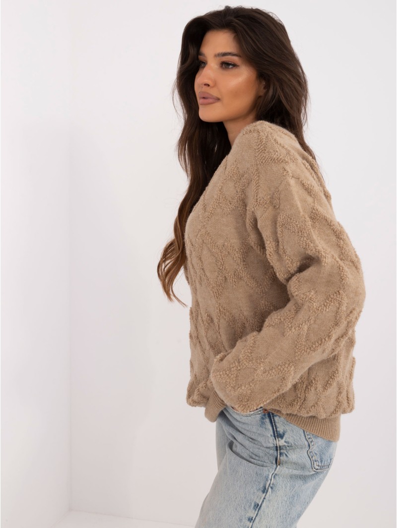 Švelnus tekstūrinis megztinis su rombais