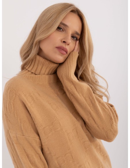 Sweter-AT-SW-2342-1.35-camelowy