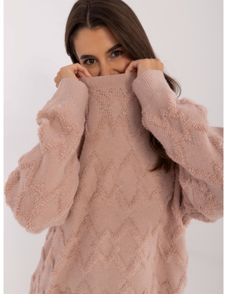 Švelnus tekstūrinis megztinis su rombais